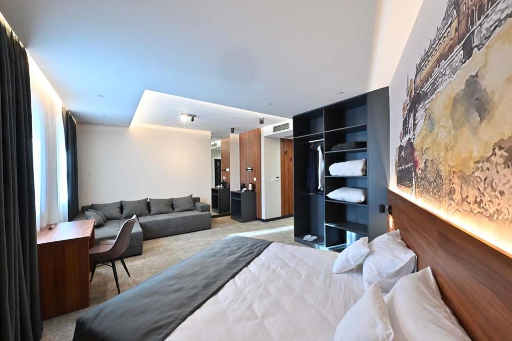 Tvrdjava Rooms - Novi Sad Extérieur photo